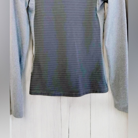 Nike Pro Dri-Fit Women's Long Sleeve 1/4 Zip Pullover Top Gray L Warm Stretch - Picture 14 of 16